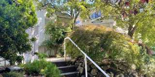Lake Union View Condo Gallery 1