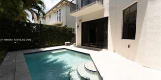 10560 NW 69 TER Gallery 24