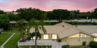 5799 GOLDEN EAGLE Circle Gallery 1