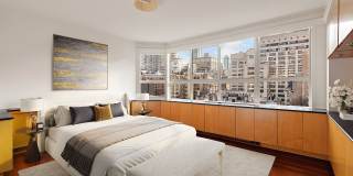 110 East 71st Street Gallery 6