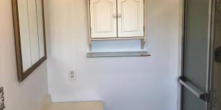 279 Lake Avenue Gallery 8