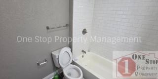 Beautiful 4 Bedroom 2 Bathroom in Kansas City! Gallery 36
