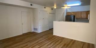 Clean and Updated Bedroom 2 Bath Condo Available Now Clean and Updated Bedroom 2 Bath Condo Available Now Gallery 3