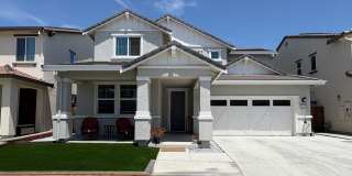 Beautiful 4 Bed 3 Full Bath Home with Solar in Brentwood Gallery 1