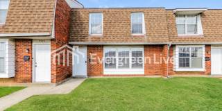 7572 Mount Hood Gallery 1