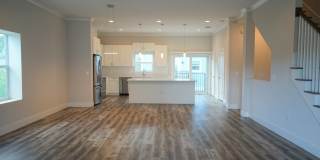 3124 West Azeele Street Gallery 12