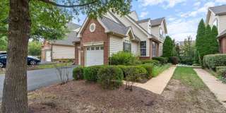 19608 EDGEMONT Square Gallery 1