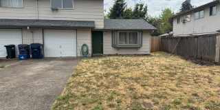 Updated 2 bedroom 1 1/2 bath duplex in Springfield! Updated 2 bedroom 1 1/2 bath duplex in Springfield! Gallery 1