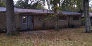 412 Barnhill Dr 412 Barnhill Dr Gallery 1