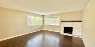 Beautifully Remodeled Upstairs Condo Unit with Private Balcony Patio in Downtown Fallbrook! Gallery 10