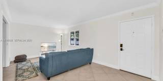 8617 SW 68th Ct Gallery 6