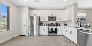 57 LAKE BLUFF Court Gallery 9