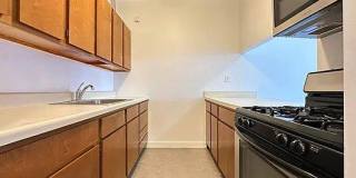 1795 Lexington Avenue Gallery 4