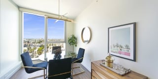 Shoreline Gateway Gallery 33