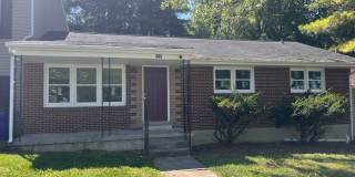3 Bedroom 1.5 Bath Townhouse Gallery 1