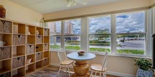 5020 BRITTANY DRIVE S Gallery 4