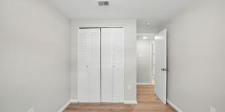 4522 GLENDALE Road Gallery 18