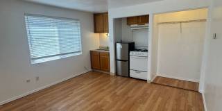 2120 Coal SE Gallery 8