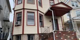 31 Tappan St Gallery 1