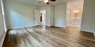 Updated 3 Bed, 2.5 Bath Single Family Home Gallery 17
