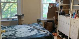 4beds 1.5bath in Somerville is available in 9/1 Gallery 7