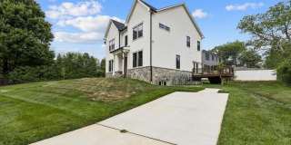 6101 BERKSHIRE DR Gallery 2
