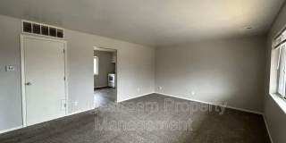 7837 N Main Street Gallery 1