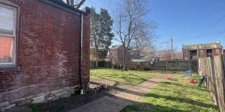 932-934 Russell Gallery 13