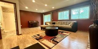 3 Bedroom Home in Maple Grove Gallery 13