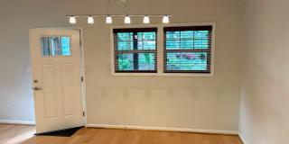 East Asheville - Contemporary Bungalow Gallery 6