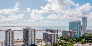 1925 Brickell Ave Gallery 32