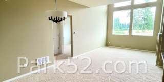 2 Bedroom Condo in DuPont - 2390 Simmons St #C, DuPont Gallery 4