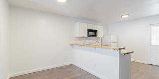 221 E Craig Pl Gallery 11