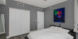 465 Brickell Avenue Gallery 21