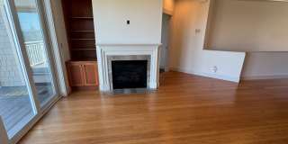 End Unit, 3 Bed, 2.5 Bath PLUS Bonus Room, Anacortes Gallery 9