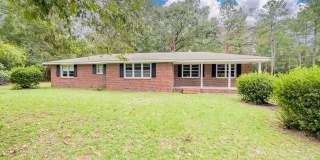 Spacious 5-Bedroom Home on 1.6 Acres with Fenced Yard in Rincon! Gallery 1