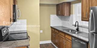 1006 East 15th Avenue Gallery 2