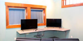 100 Peterson Court Gallery 26