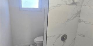 4560 Friendship Ave Gallery 7