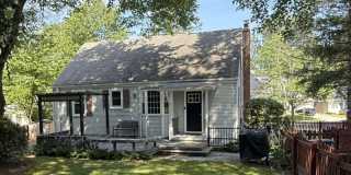Beautifully Updated 4 Bedroom Cape Cod Gallery 1
