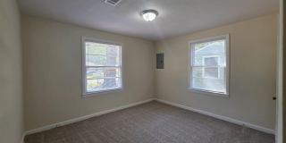 35 Kennington Dr Gallery 11