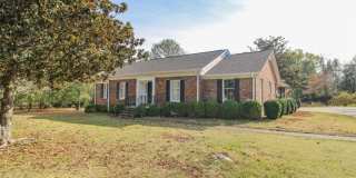 Nice Home in Rogersville! Gallery 1