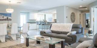 Racquet Club West, FURNISHED, Seasonal OR Long Term Gallery 13