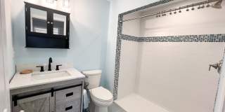 1088 E Broadway Gallery 11