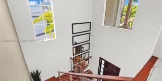 2143 N Bay Rd Gallery 46