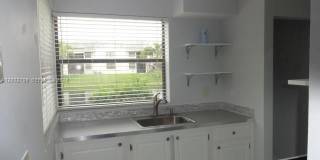 1190 Washington Cir Gallery 2