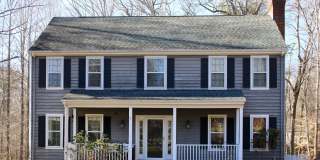 5 bedroom colonial on 2 acres Gallery 1