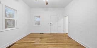 911 S El Paso St Gallery 11