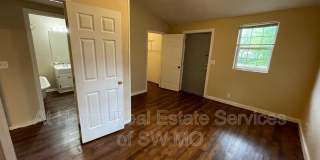 1440 E. McDaniel Gallery 8