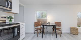 125 Forrest Ave Gallery 7